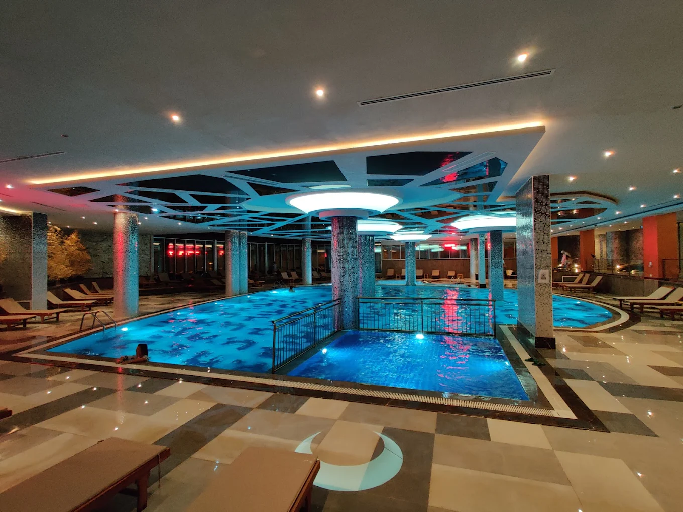 YALOVA TERMA CITY YÜKSEK KIRMIZI - Görsel 3